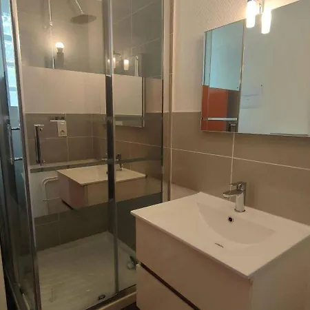 Lejlighed Au Centre Pour 6 Personnes - Fr-1-234-228