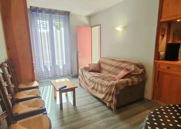 Au Centre Pour 6 Personnes - Fr-1-234-228